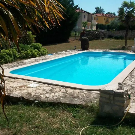 Katja With Garden And Pool Gostinjska kuća Porec