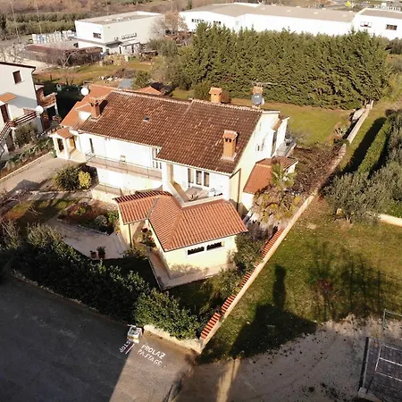 Katja With Garden And Pool 3*